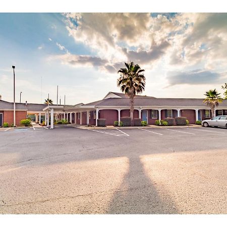 Winton Inn & Suites Barnwell Luaran gambar