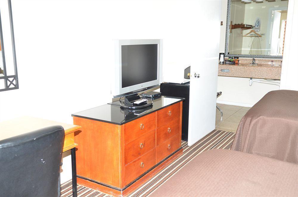 Winton Inn & Suites Barnwell Luaran gambar