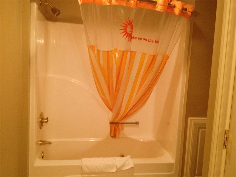 Winton Inn & Suites Barnwell Luaran gambar