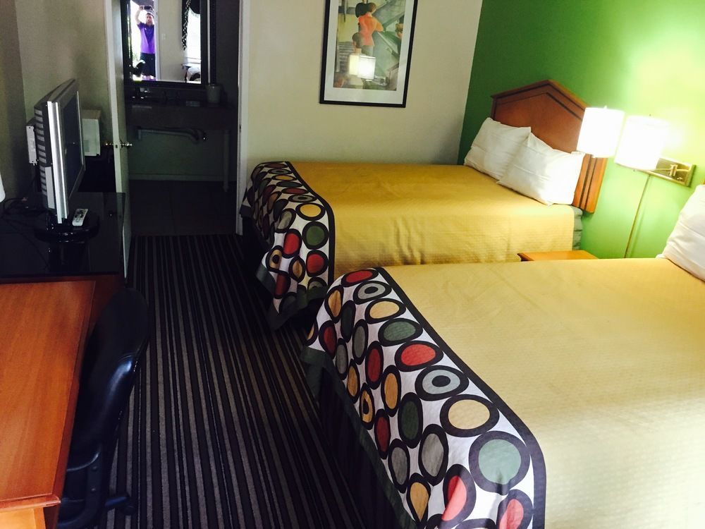 Winton Inn & Suites Barnwell Luaran gambar