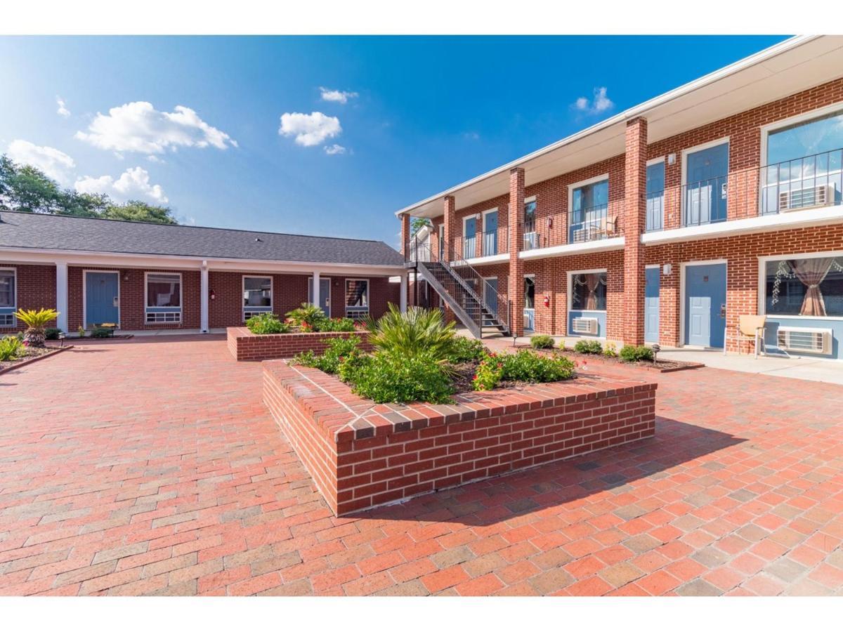 Winton Inn & Suites Barnwell Luaran gambar