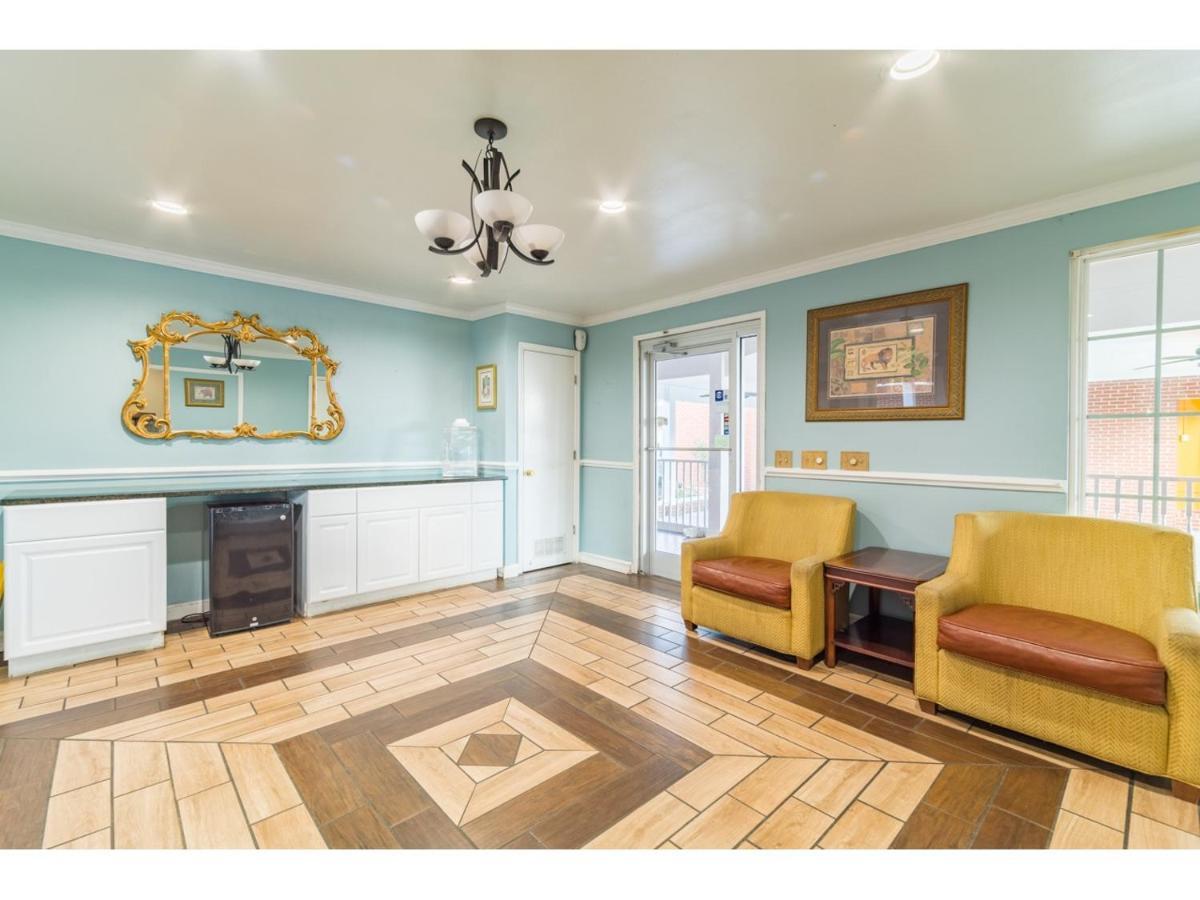 Winton Inn & Suites Barnwell Luaran gambar