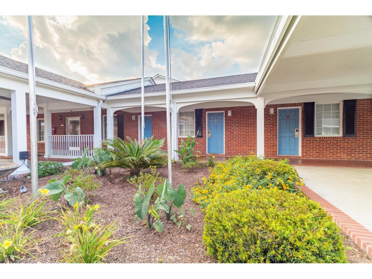 Winton Inn & Suites Barnwell Luaran gambar